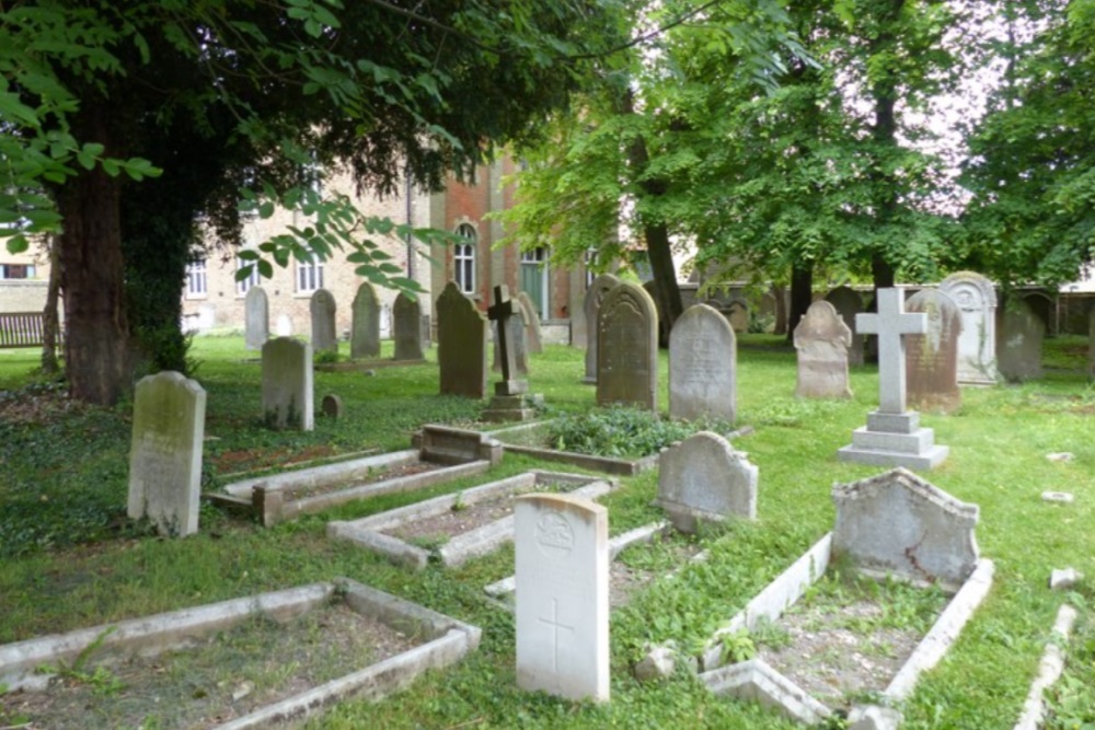Oorlogsgraf van het Gemenebest Ashwell United Reformed Churchyard #1
