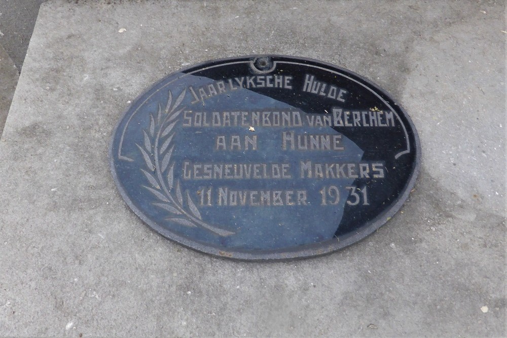 War Memorial Berchem Cemetery #4