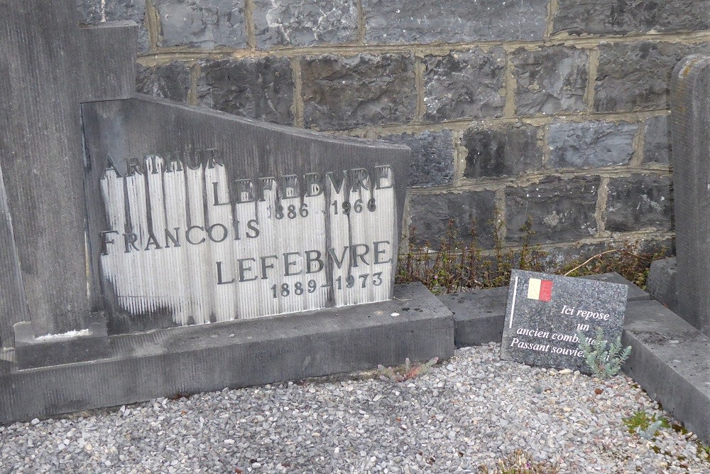 Belgian Graves Veterans Ave-et-Auffe #4