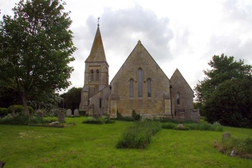 Oorlogsgraf van het Gemenebest St. Giles Churchyard #1