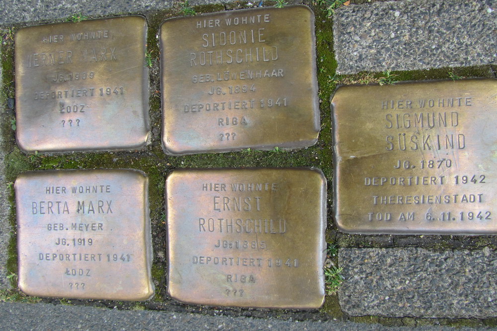 Stumbling Stones Gutenbergstraße 50