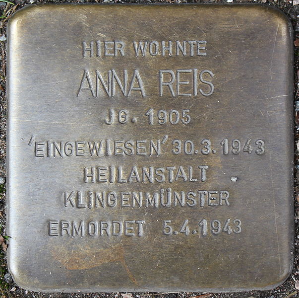 Stolperstein Moltkestrae 22