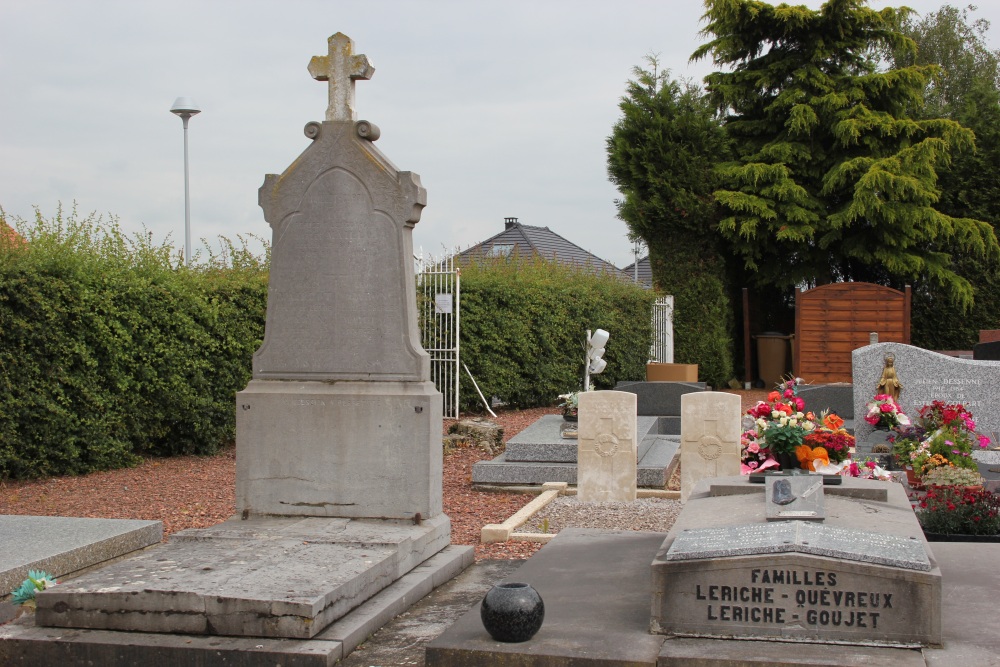 Commonwealth War Graves Les Rues-des-Vignes