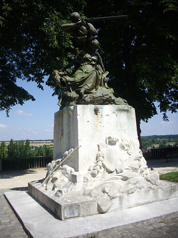 Monument Vrije Schutters Chteaudun #1