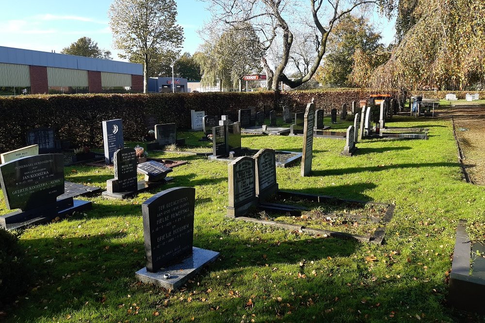 Dutch War Grave Buitenpost #2