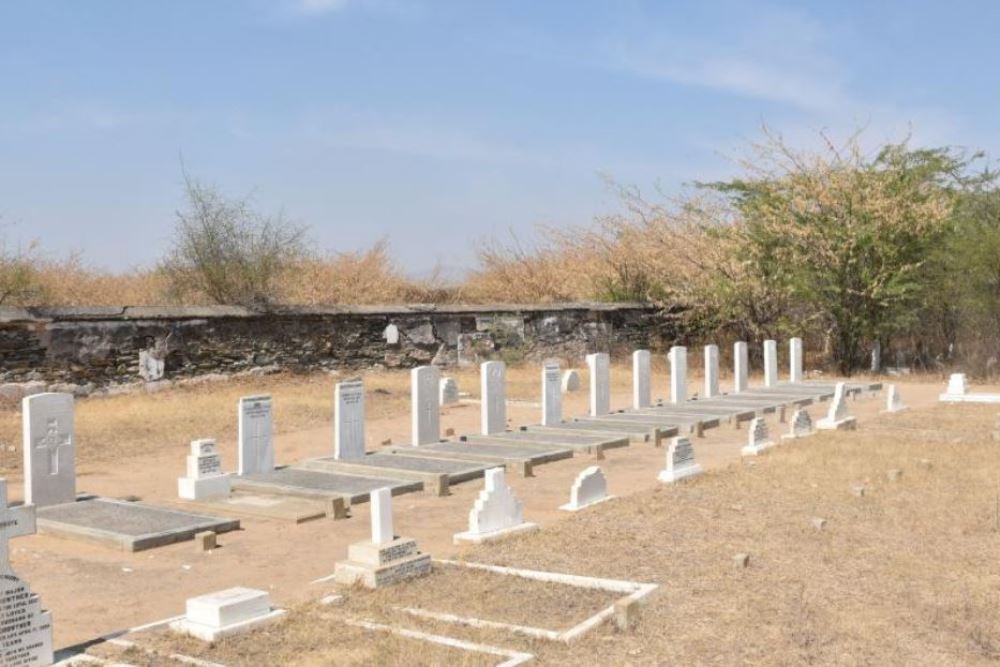 Oorlogsgraven van het Gemenebest Nasirabad Government Cemetery