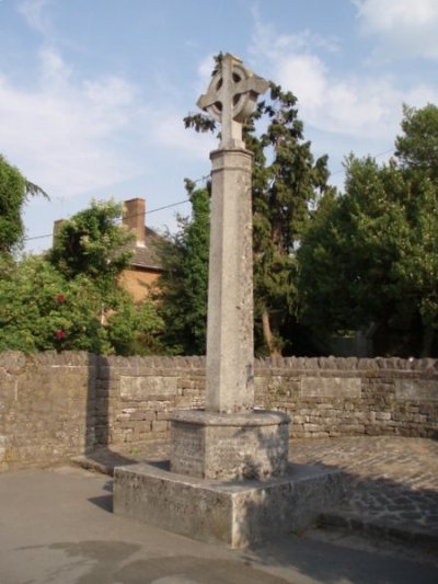 Oorlogsmonument Charfield #1