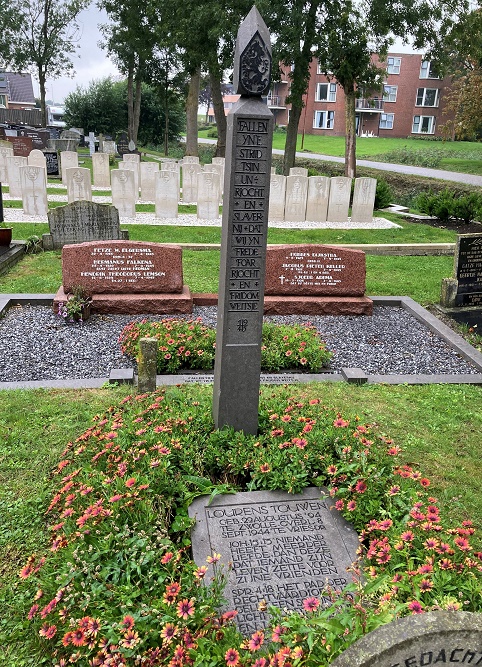 Dutch War Graves Protestant Churchyard Makkum #3
