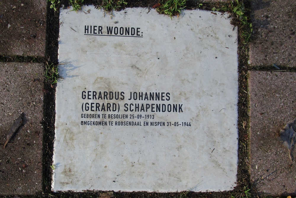 Memorial Stone Sint Crispijnstraat 10 #1