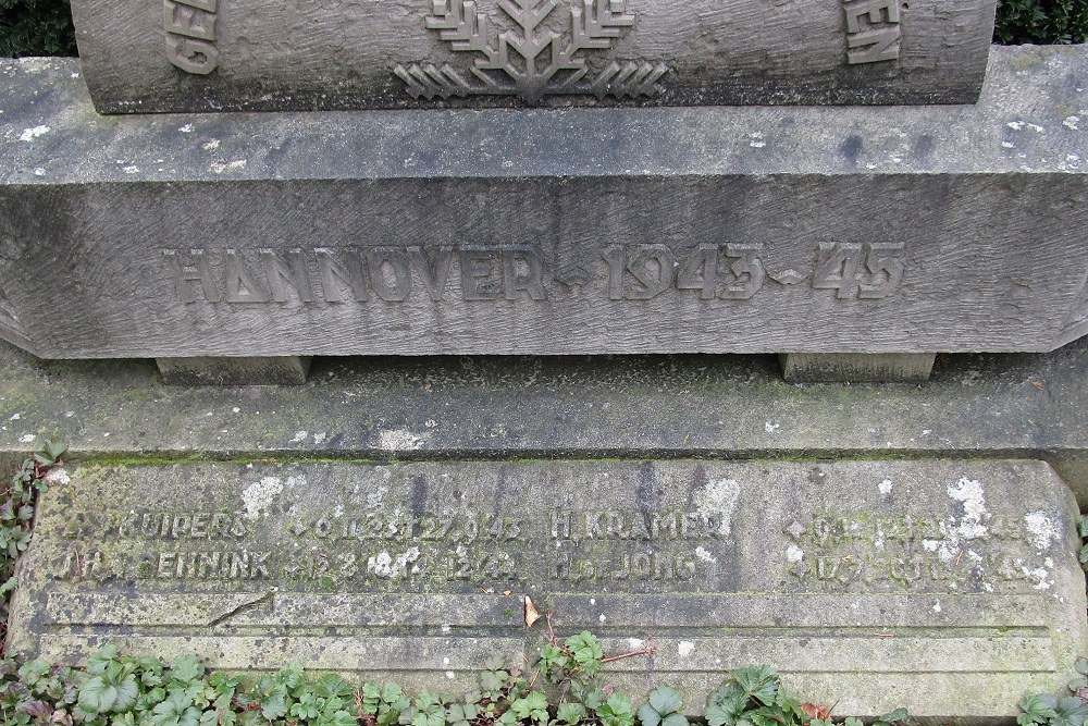 Dutch War Graves General Cemetery Hengelo #4