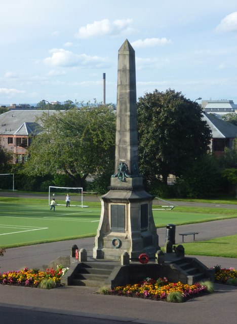 Oorlogsmonument Daniel Stewarts College #1