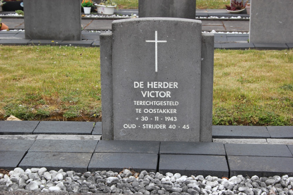 Belgian War Grave Denderwindeke #1