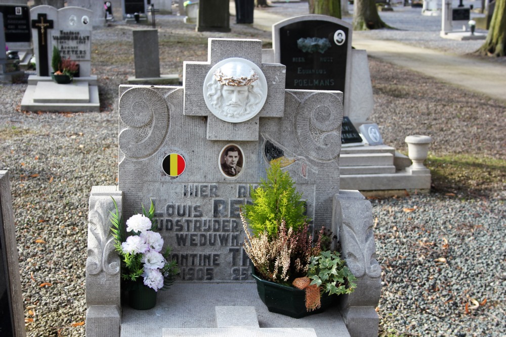 Belgian Graves Veterans Sint-Truiden Schurhoven #5