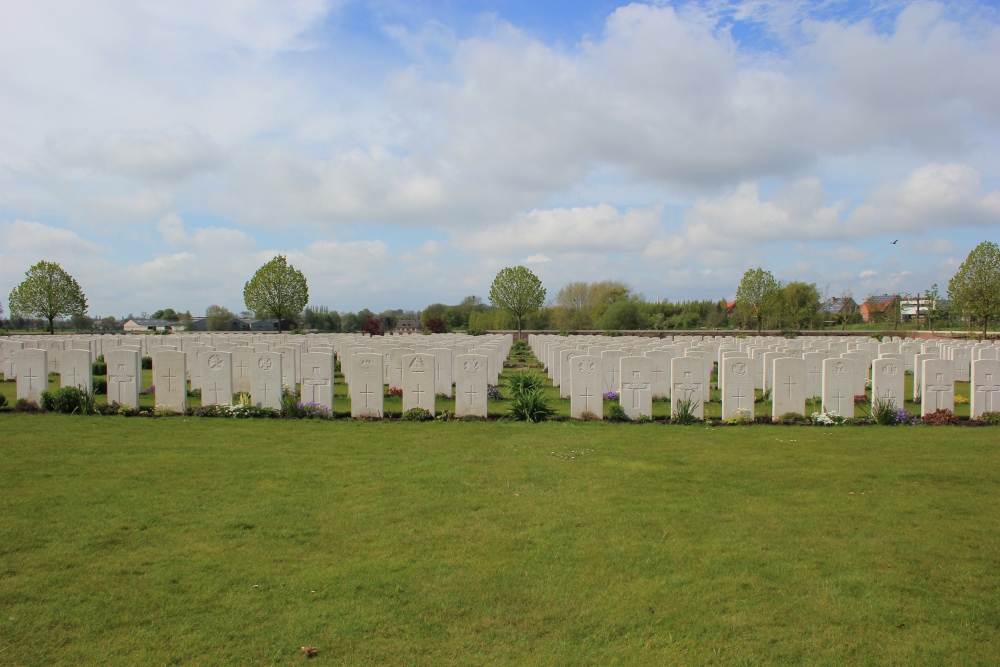 Commonwealth War Cemetery Artillery Wood #2
