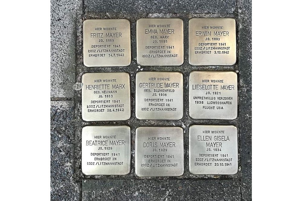 Stolpersteine Luisenstrae 3