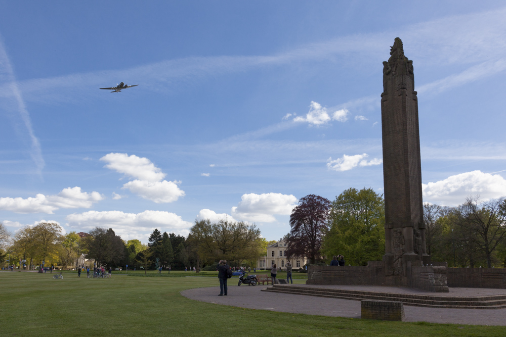 Airborne Monument Oosterbeek #2