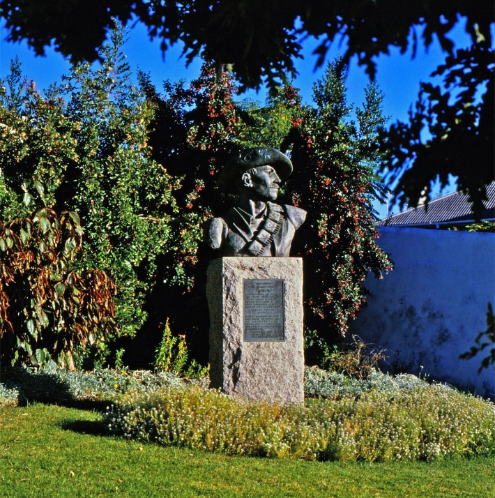 Bust of Danie Theron