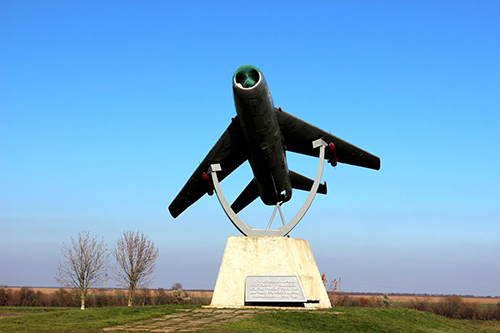 Monument 17e Luchtleger #1