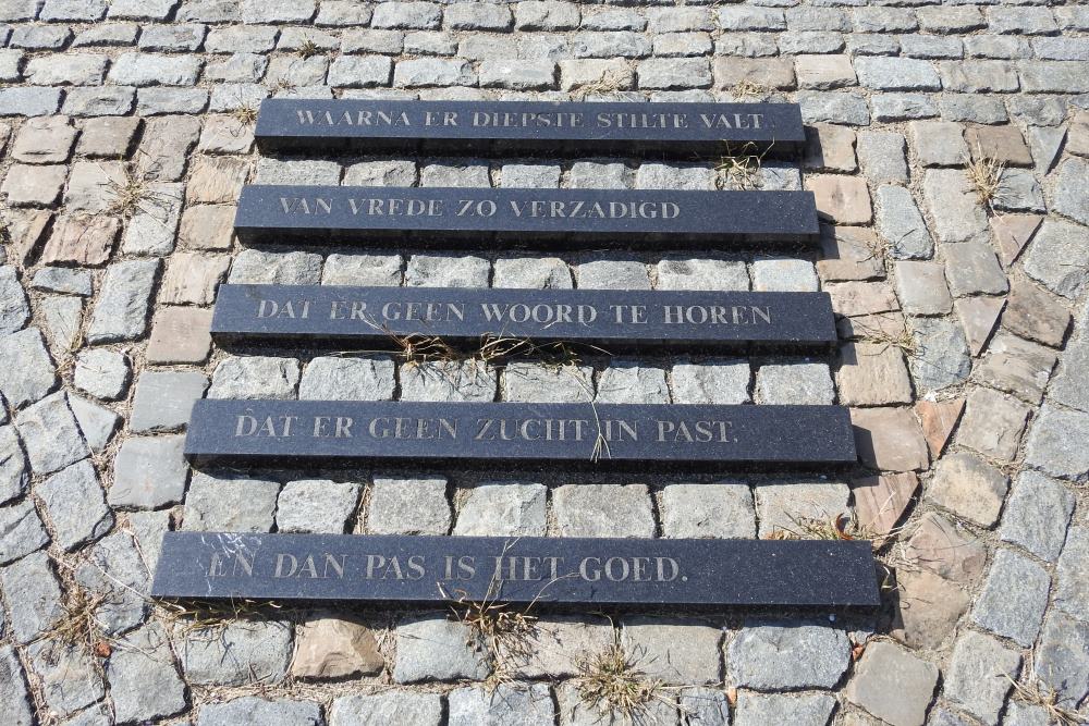 War Memorial Raamsdonksveer #3