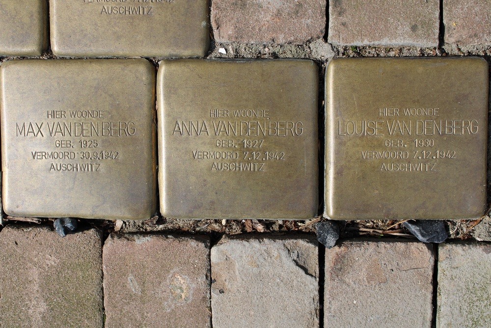 Stolpersteine Daendelstraat 57 #4