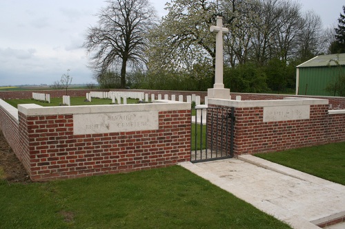 Commonwealth War Cemetery Calvaire