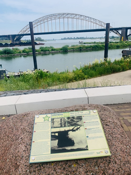Liberation Route Marker 016: German frogmen beleaguer the bridges #4