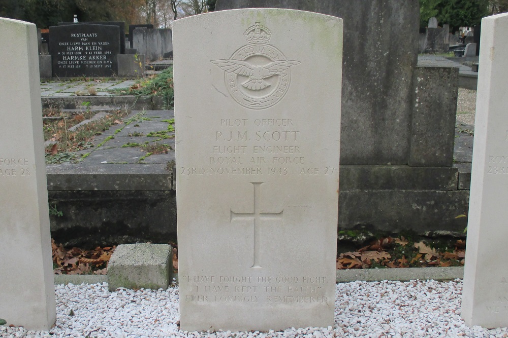 Commonwealth War Graves General Cemetery Ter Apel #4