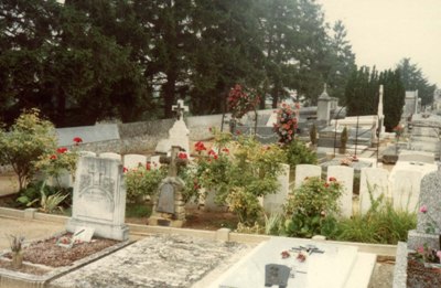 Commonwealth War Graves Morigny-Champigny