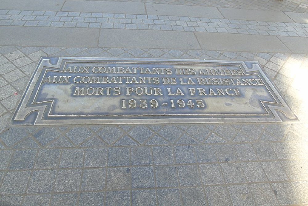 Memorial Stones Arc de Triomphe #2