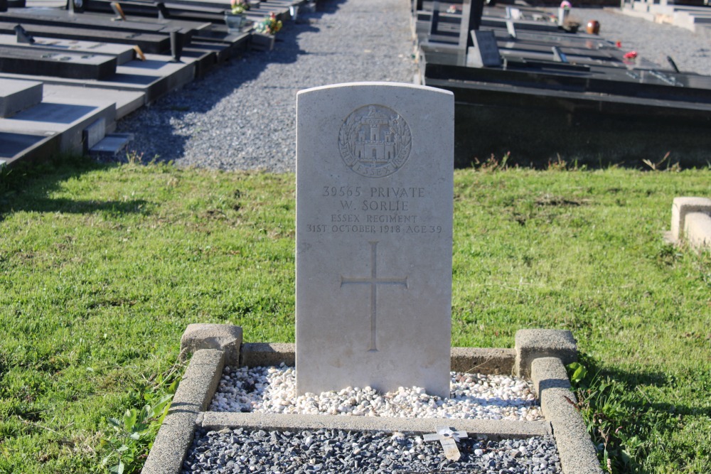 Commonwealth War Graves Mignault #2