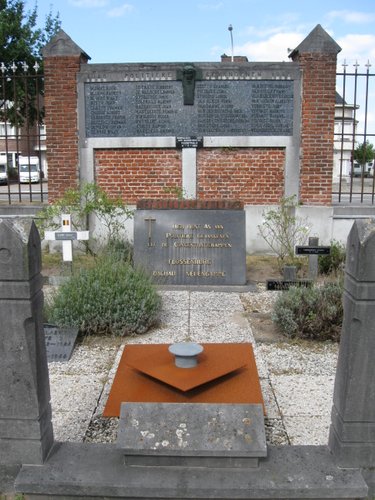 Monument Politieke Gevangenen Eeklo #1