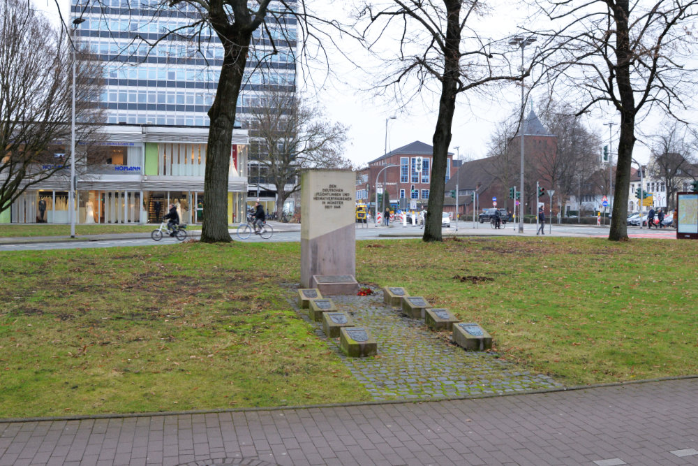 Monument Voor Vluchtelingen En Verdrevenen