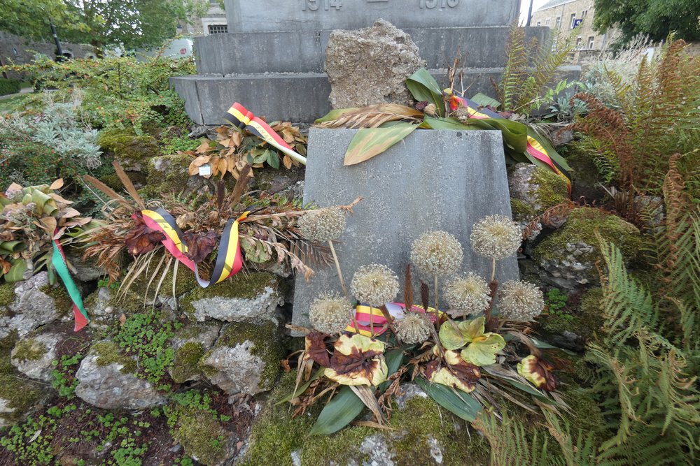 Oorlogsmonument Erezée #2