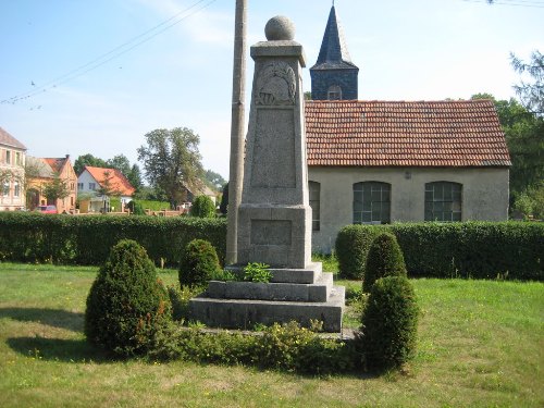 Oorlogsmonument Neuhof #1