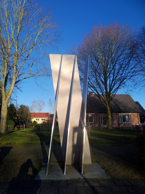 Verzetsmonument Nieuwlande #2