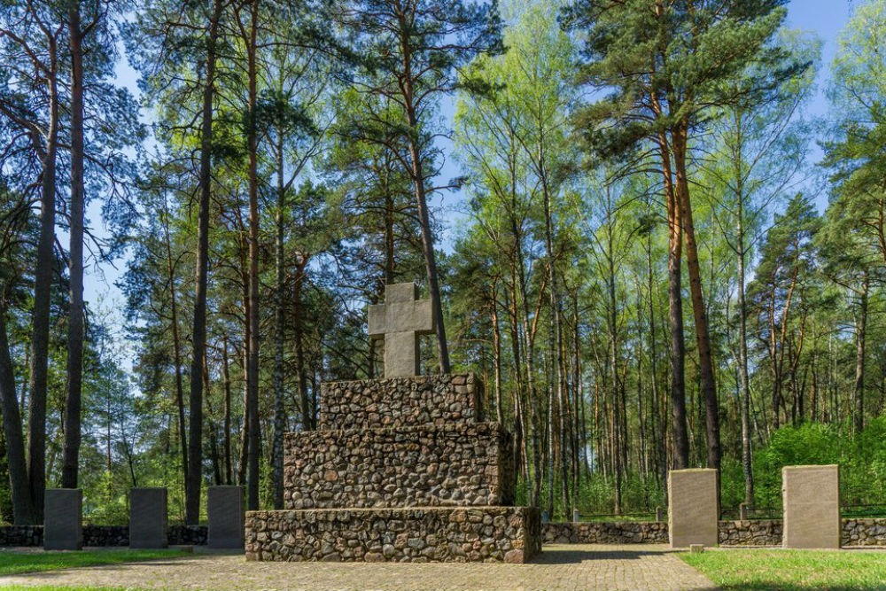 Duitse Oorlogsbegraafplaats Smolensk-Nishnjaja Dubrowinka #2