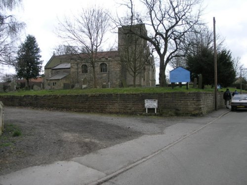 Commonwealth War Grave St. John the Baptist Churchyard