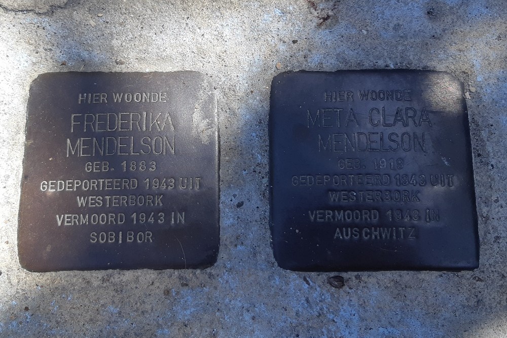 Stolpersteine Napjusstraat 58