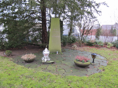 Memorial Brggen Cemetery