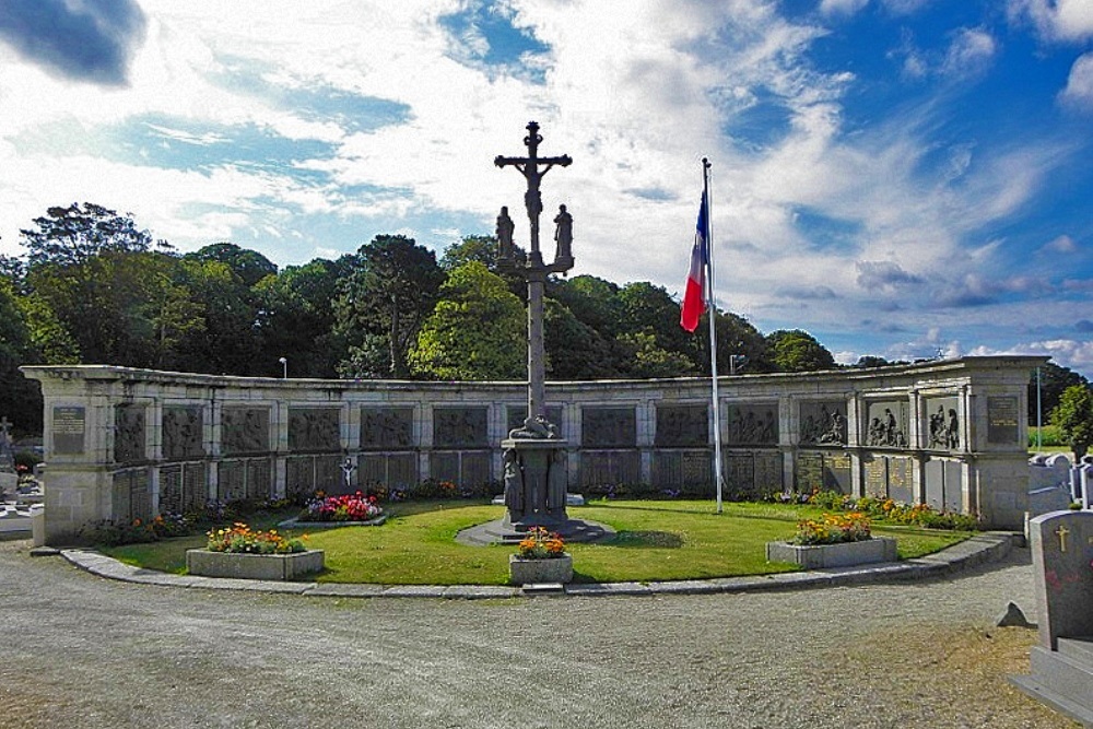 Oorlogsmonument Saint-Pol-de-Lon #1