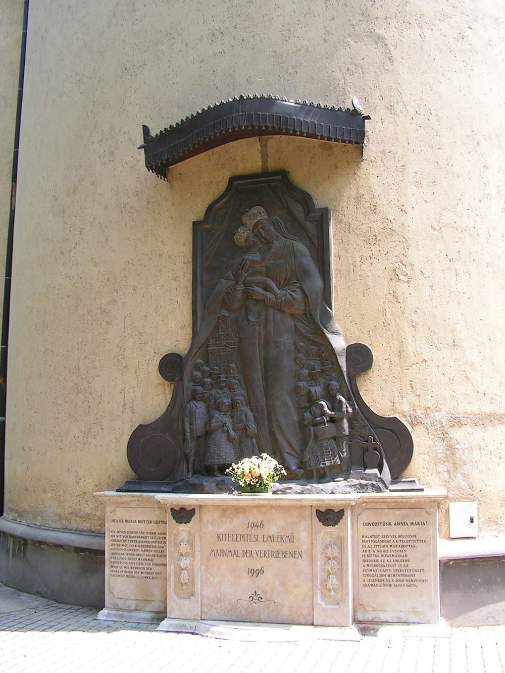 Monument Volksduitsers Solymar