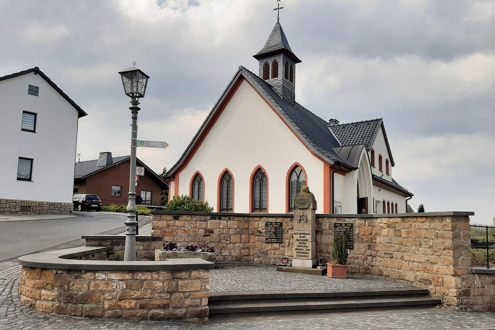 Oorlogsmonument Bergheim #1