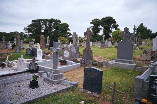 Commonwealth War Grave Saul Roman Catholic Churchyard