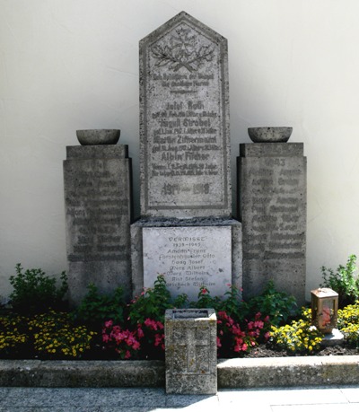 Oorlogsmonument Winterbach #1