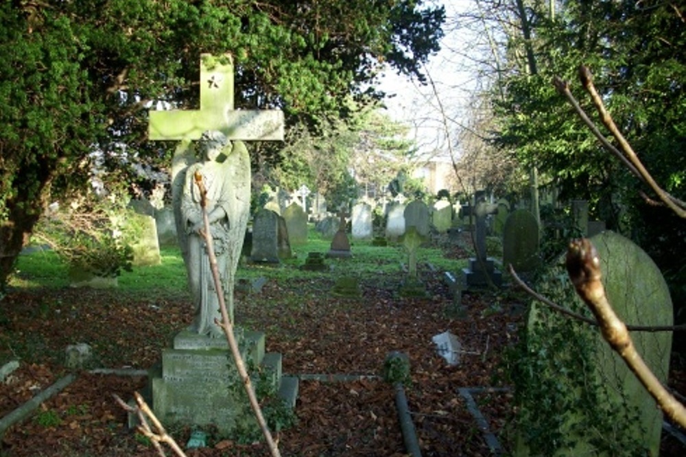 Oorlogsgraven van het Gemenebest St. John Churchyard #1