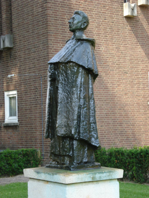 Monument Titus Brandsma Oss #1