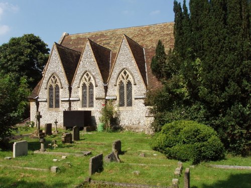 Oorlogsgraf van het Gemenebest St. John Churchyard