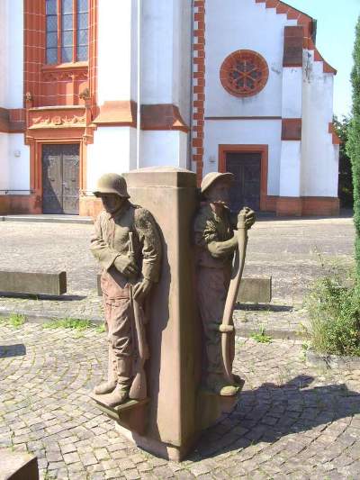 War Memorial Bengel #3