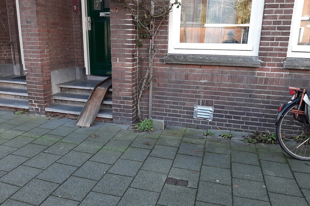 Stolpersteine Hertenstraat 5 #4