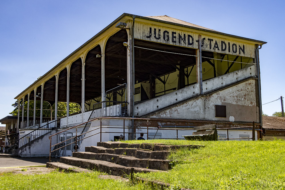 Monument Jugendstadion Schwarz-Weiß Rölsdorf #4